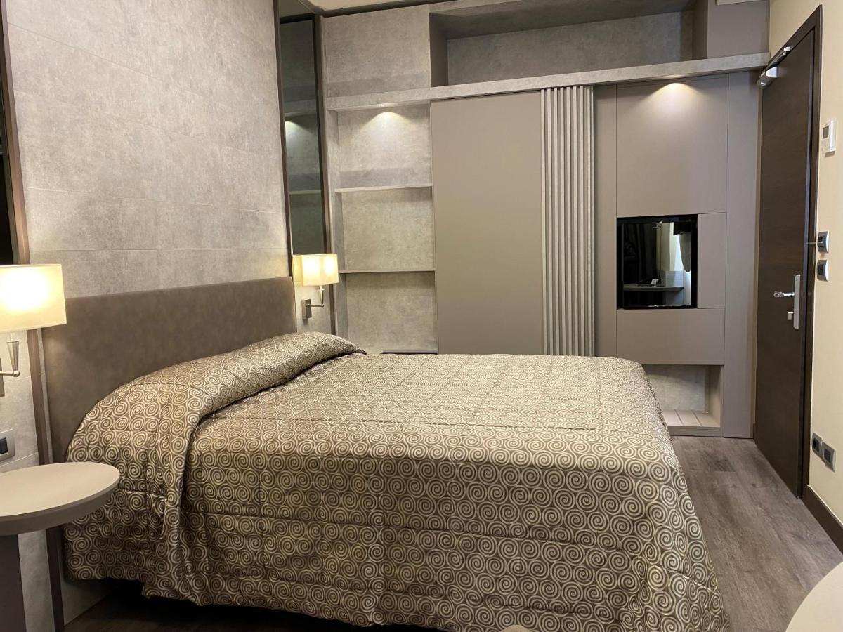 Hotel Giulietta Romeo Lazise Exteriér fotografie