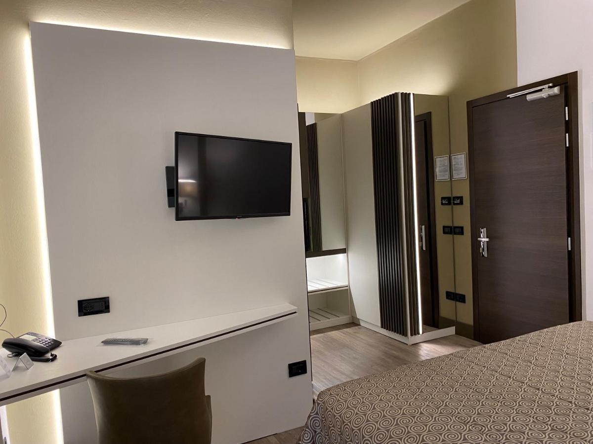 Hotel Giulietta Romeo Lazise Exteriér fotografie