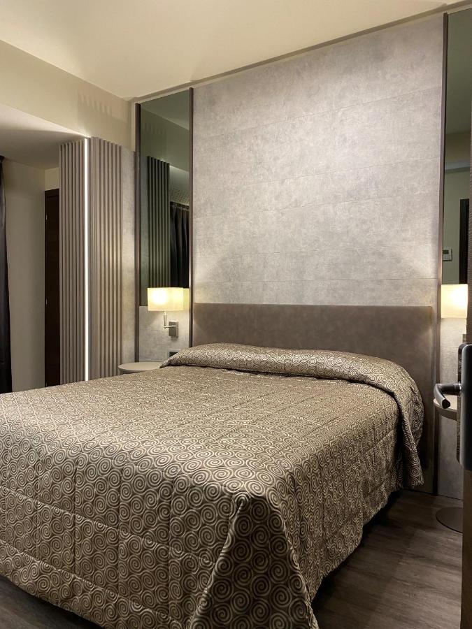 Hotel Giulietta Romeo Lazise Exteriér fotografie