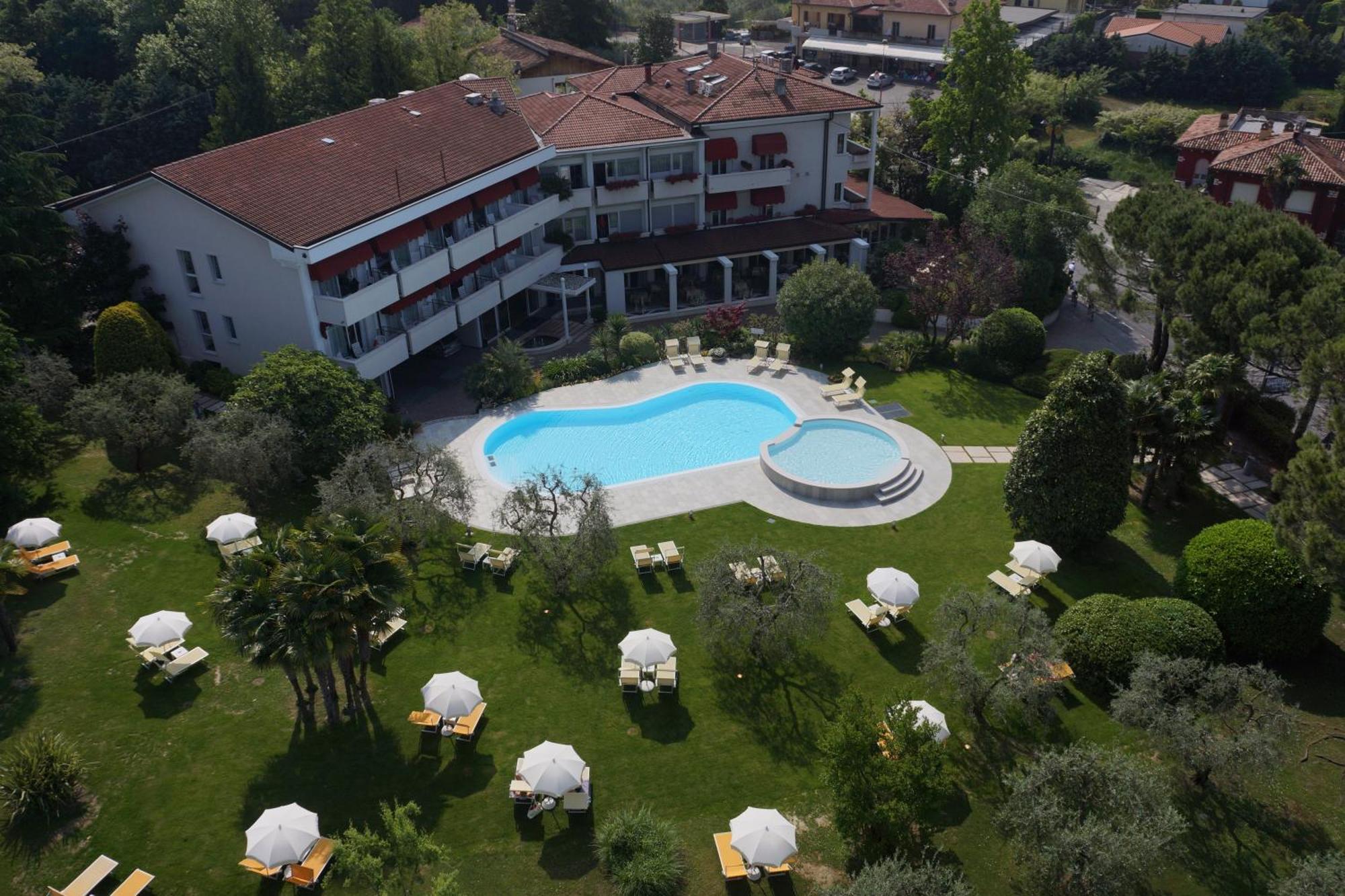 Hotel Giulietta Romeo Lazise Exteriér fotografie