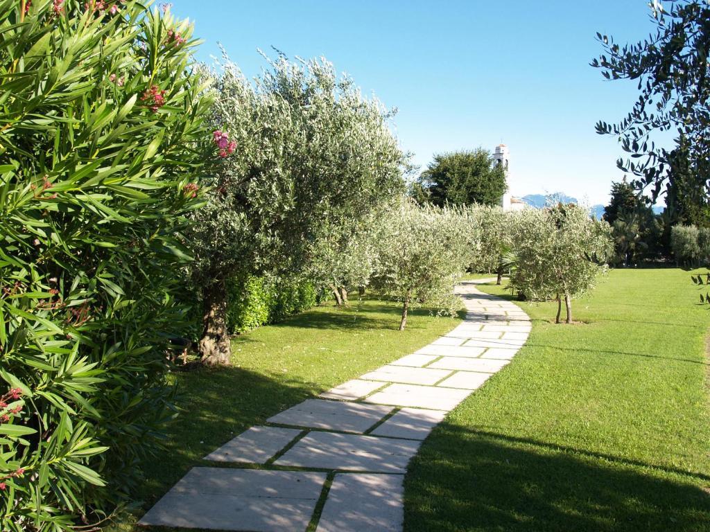 Hotel Giulietta Romeo Lazise Exteriér fotografie